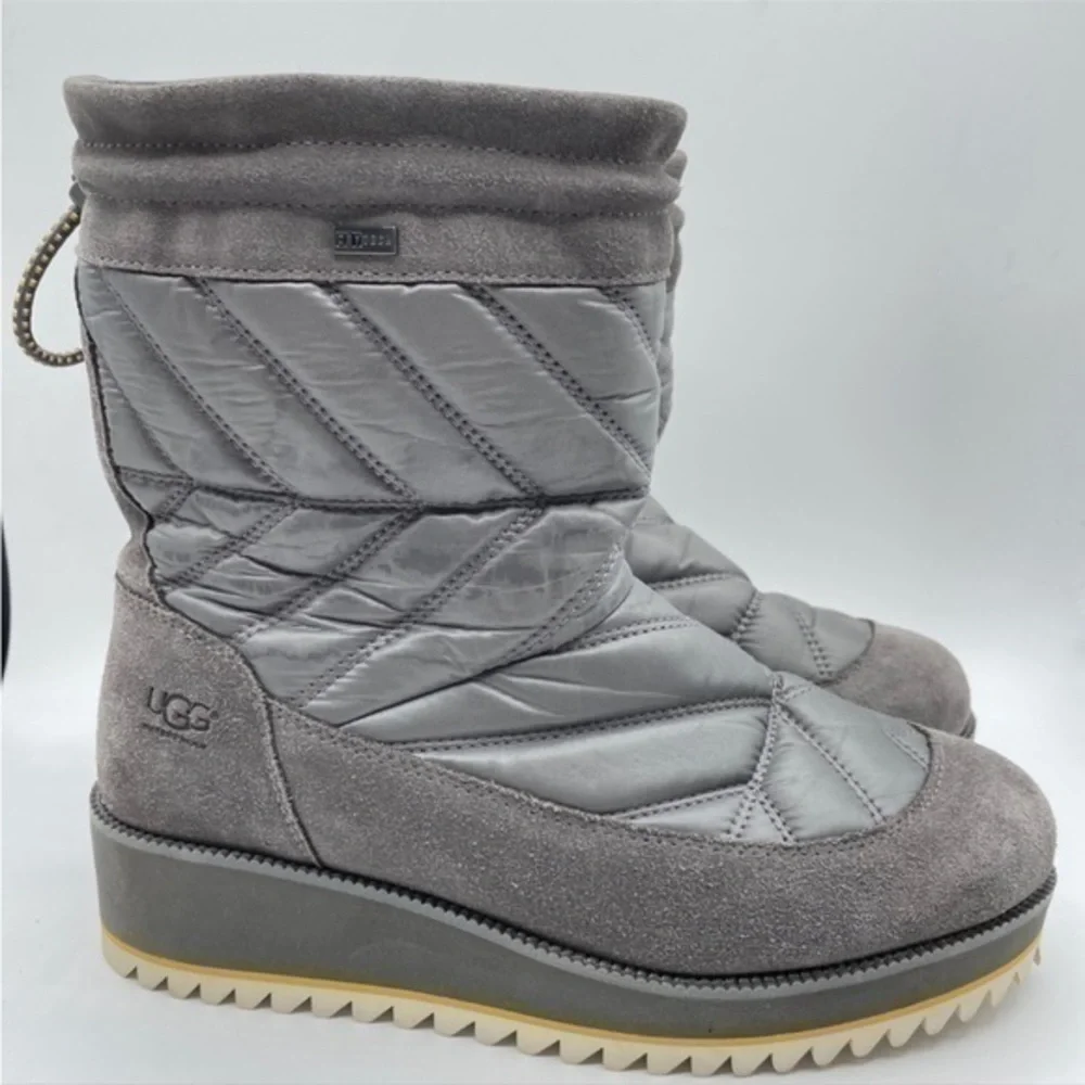 UGG Beck Boot Charcoal Gray Silver Quilted